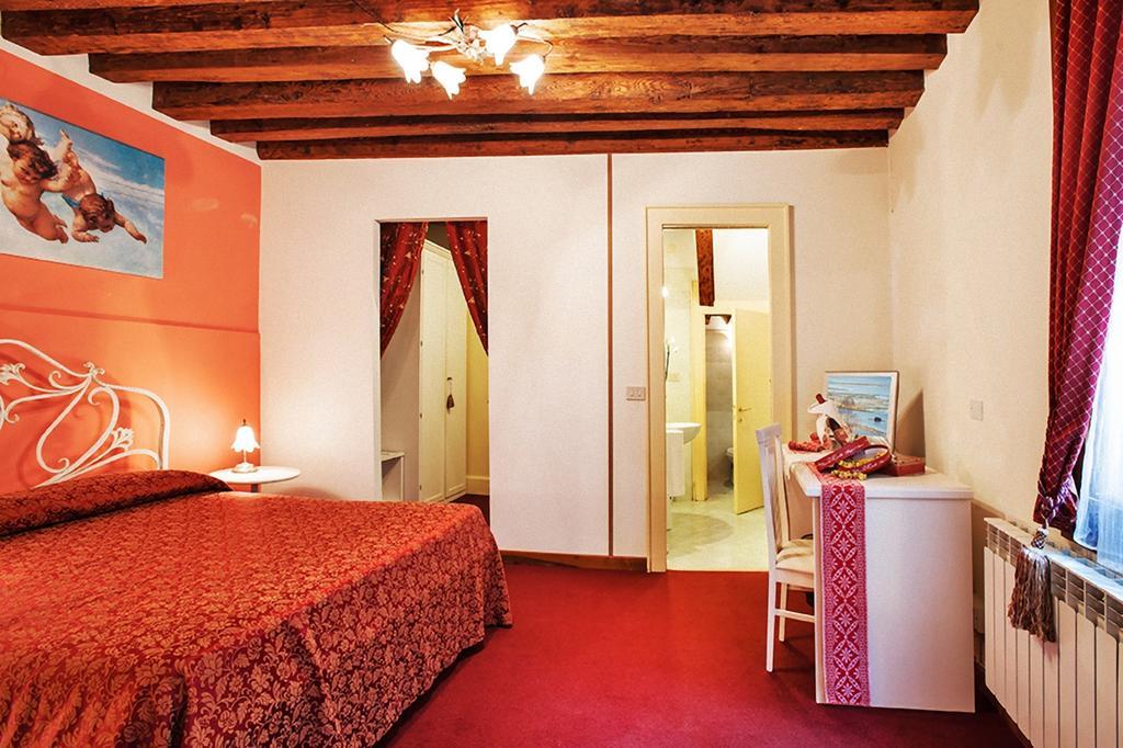 Maison San Marco Венеция Стая снимка
